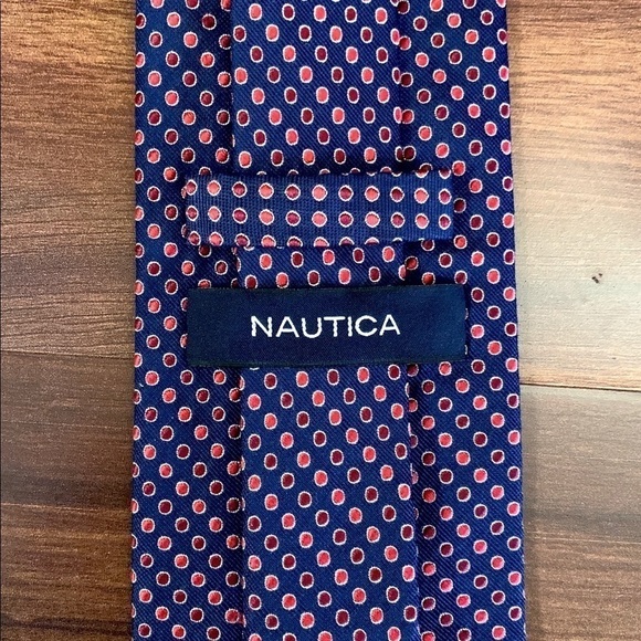 NAUTICA Vintage Navy 100% Silk Necktie - Picture 4 of 10